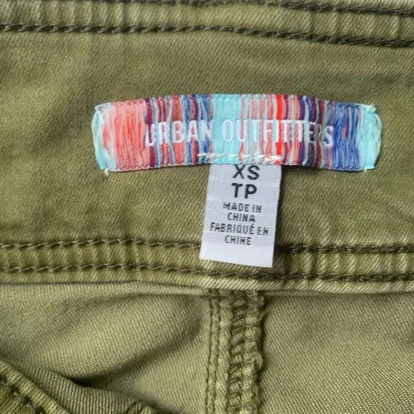 Rockstar Girlfriend green miniskirt - Picture 4 of 4